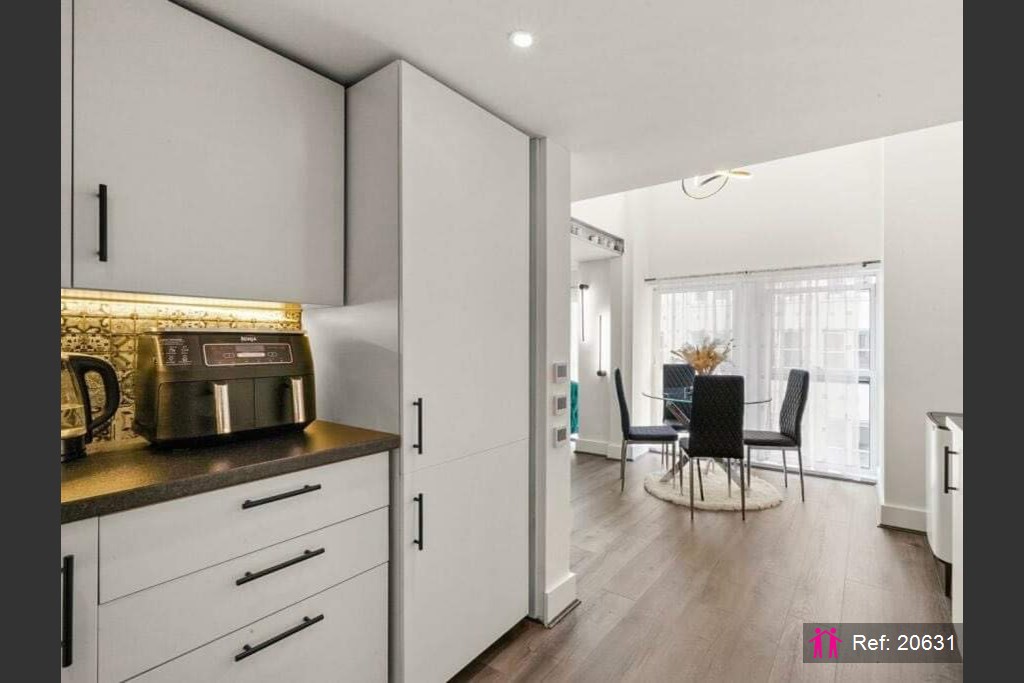 IATA 20631 2 bedroom duplex for sale Cadogan Road, London